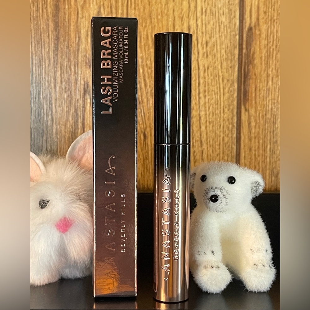ANASTASIA BEVERLY HILLS Lash Brag Volumizing Mascara In Jet Black - Picture 8 of 15